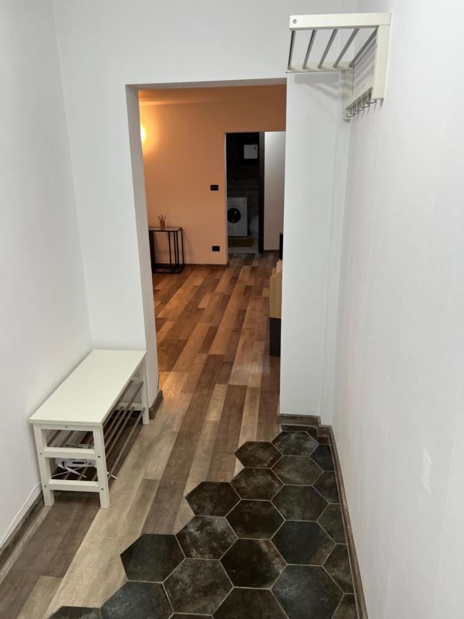 Sunny Luxury Home G. Enescu Suceava Esterno foto