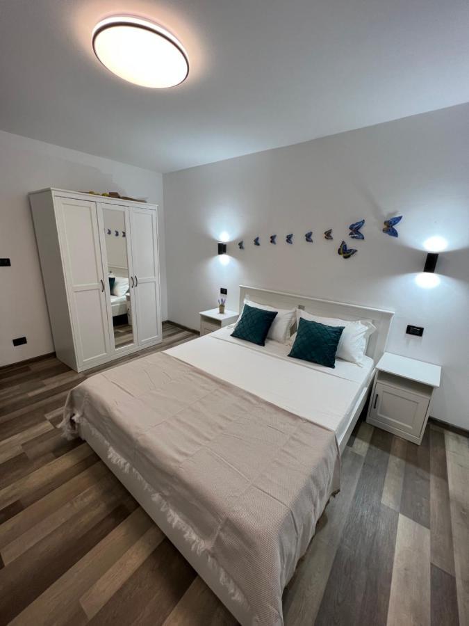 Sunny Luxury Home G. Enescu Suceava Esterno foto