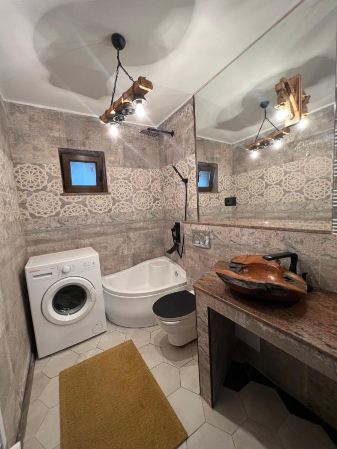 Sunny Luxury Home G. Enescu Suceava Esterno foto